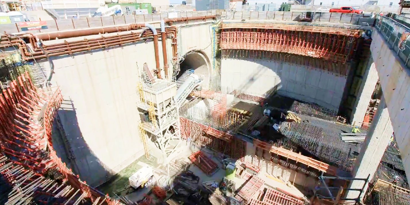 Flatiron-Construction-Tunnels Flatiron construction tunnels
