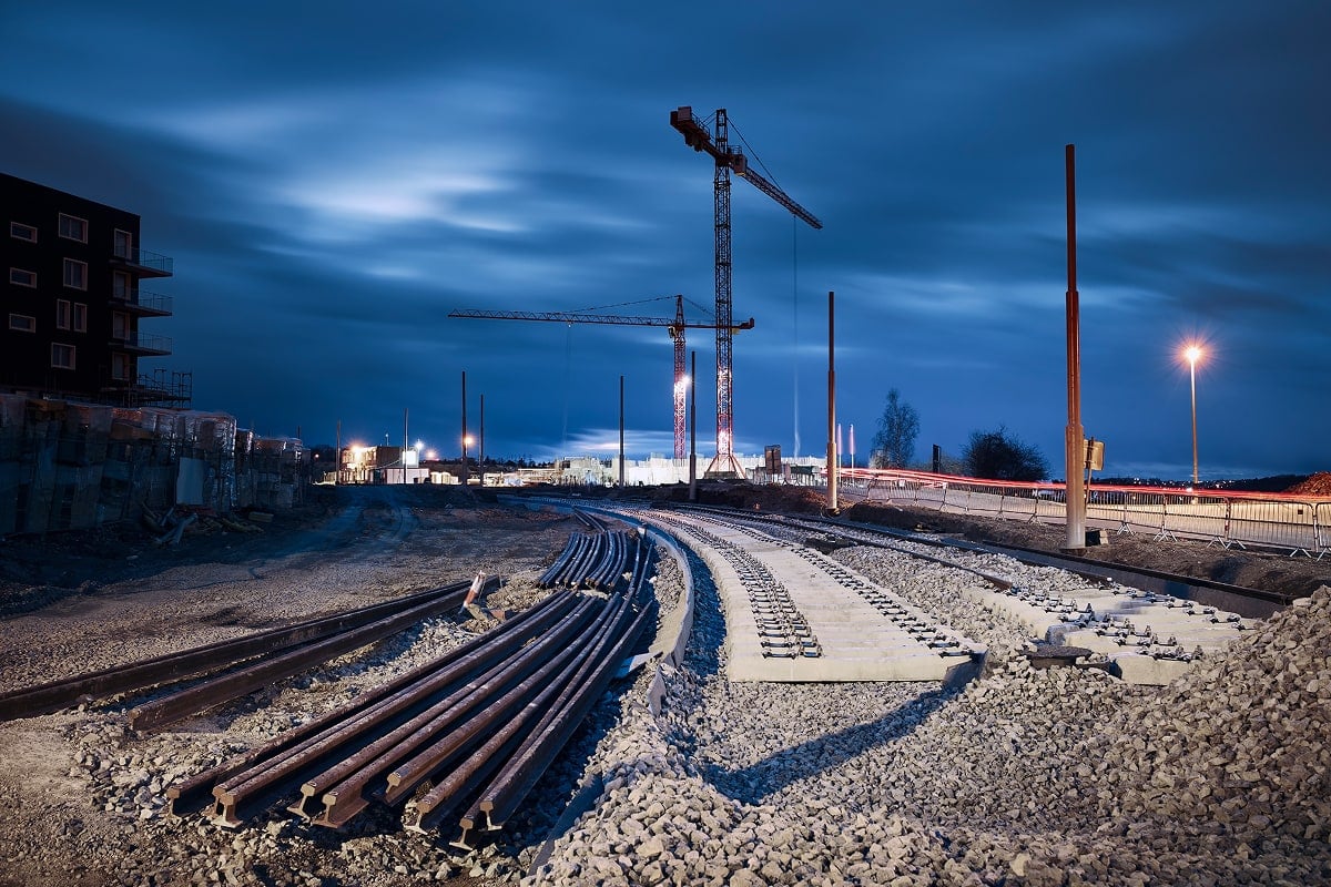 Rail construction tracks